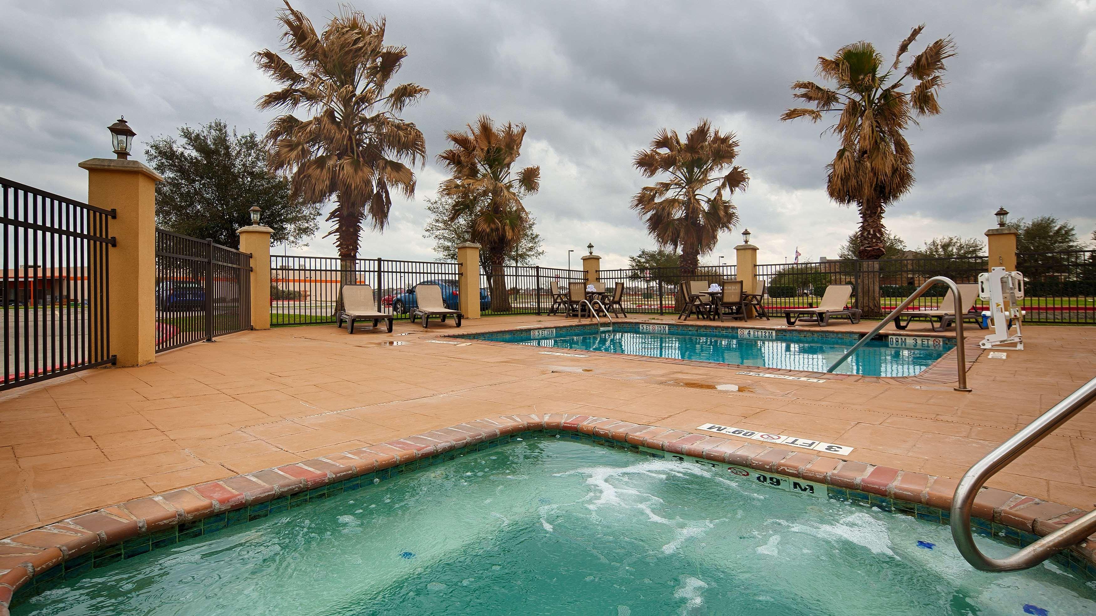 Best Western Bastrop Pines Inn Kültér fotó