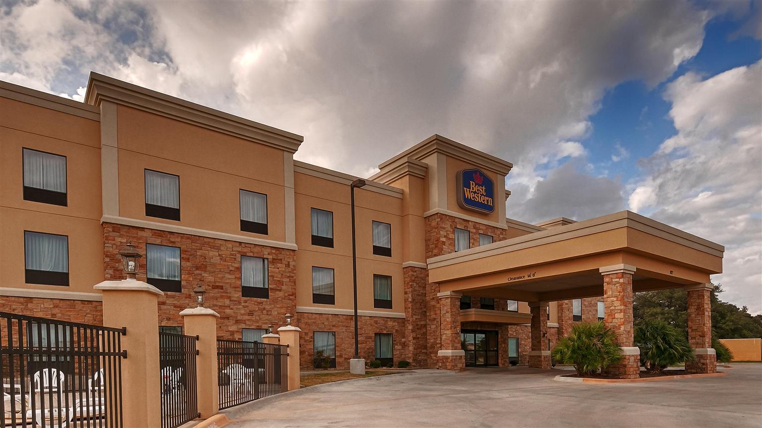 Best Western Bastrop Pines Inn Kültér fotó